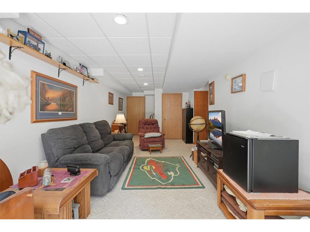 733 220th Street Osceola WI 54020 7089481 image27
