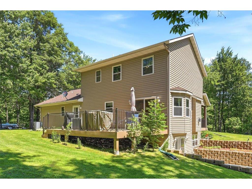 733 220th Street Osceola WI 54020 7089481 image5