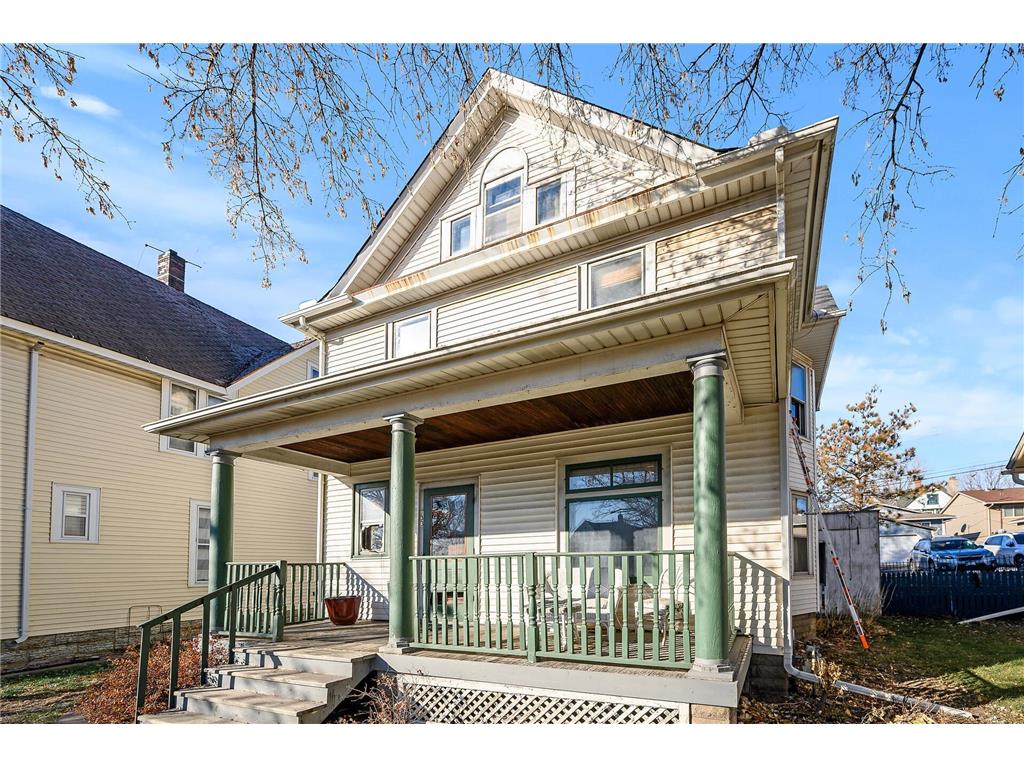 733 3rd Street E Saint Paul MN 55106 6464917 image1