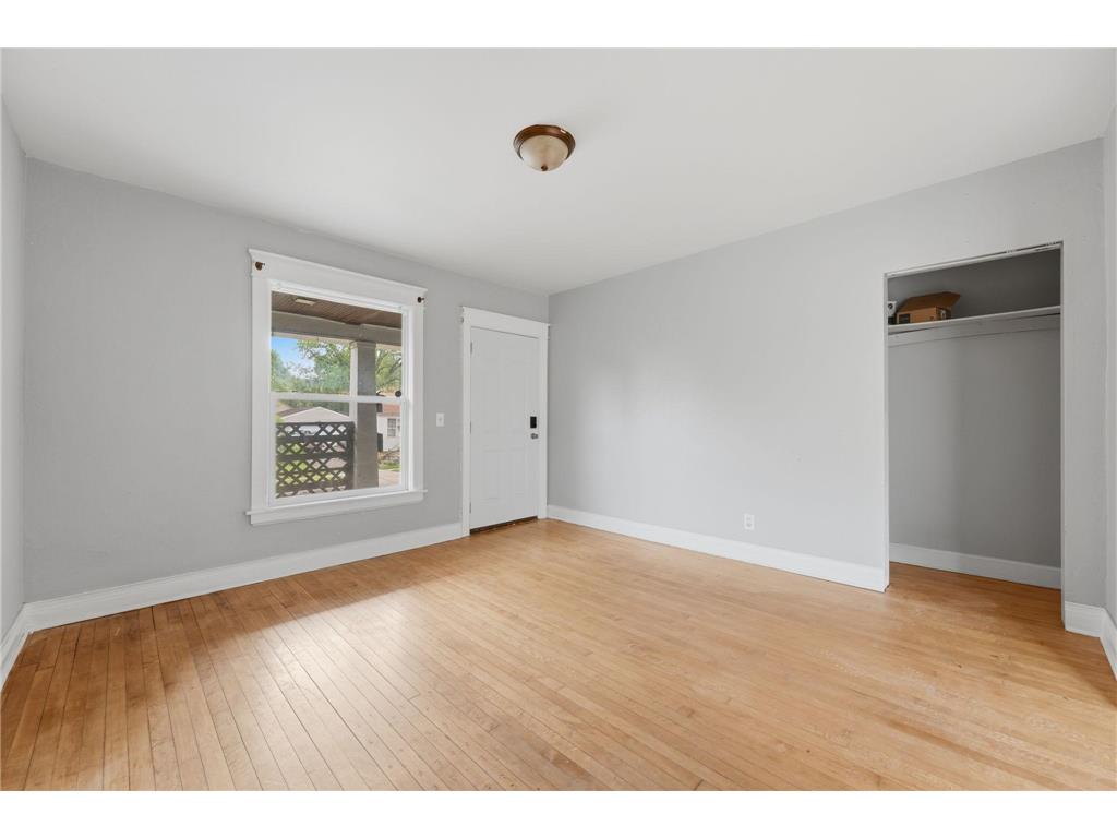 733 Bradley Street Saint Paul MN 55130 7107609 image6