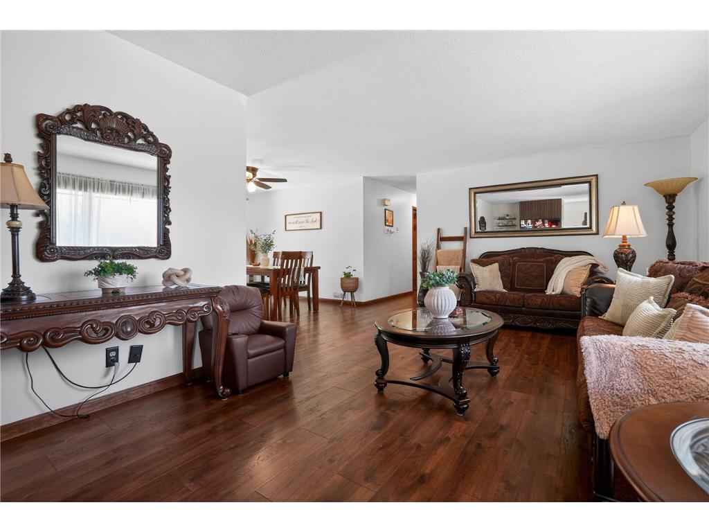 7335 Clayton Avenue Inver Grove Heights MN 55076 7072656 image3