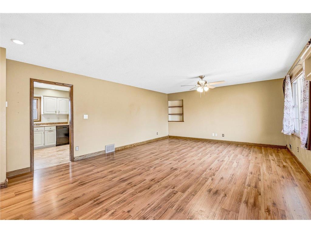 7339 Innsdale Avenue S Cottage Grove MN 55016 7021908 image5