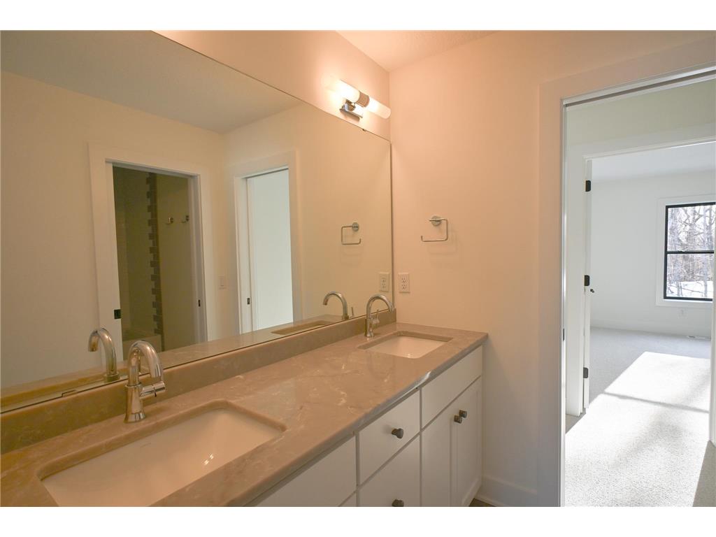 734 Ensconced Way Chaska MN 55318 7047744 image32