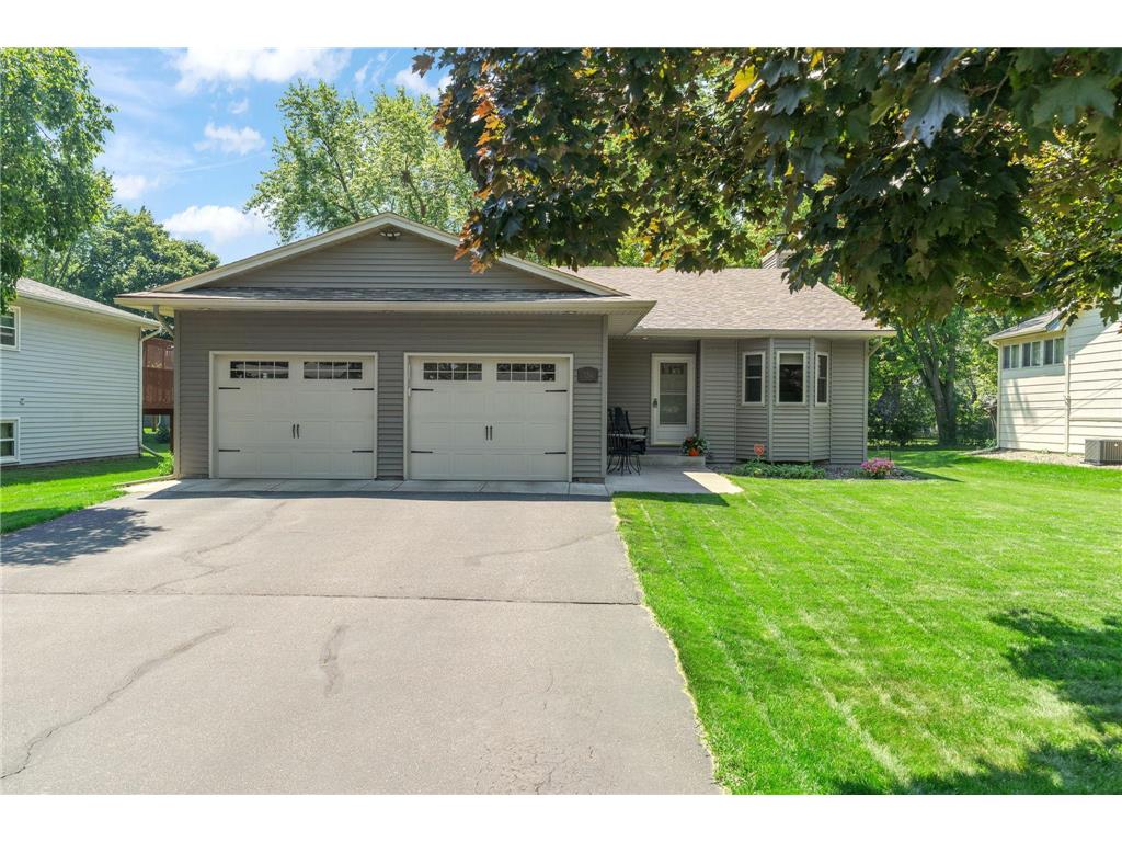 734 Hiawatha Avenue Vadnais Heights MN 55127 6672476 image1