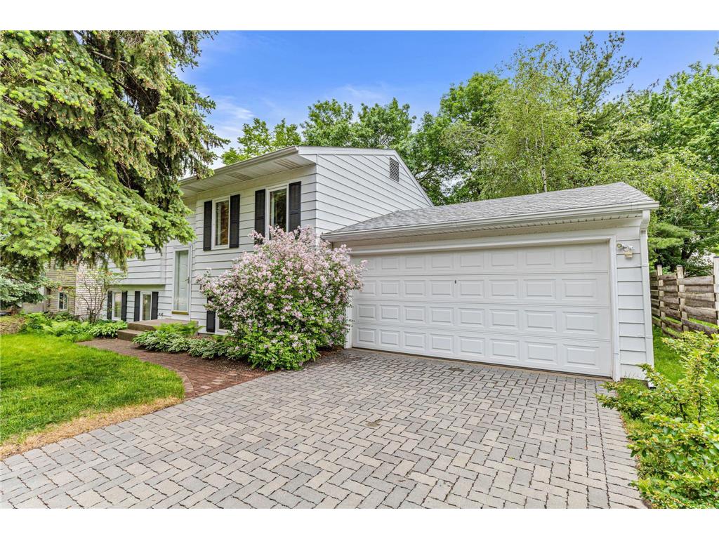 734 Larpenteur Avenue E Saint Paul MN 55117 6458207 image1