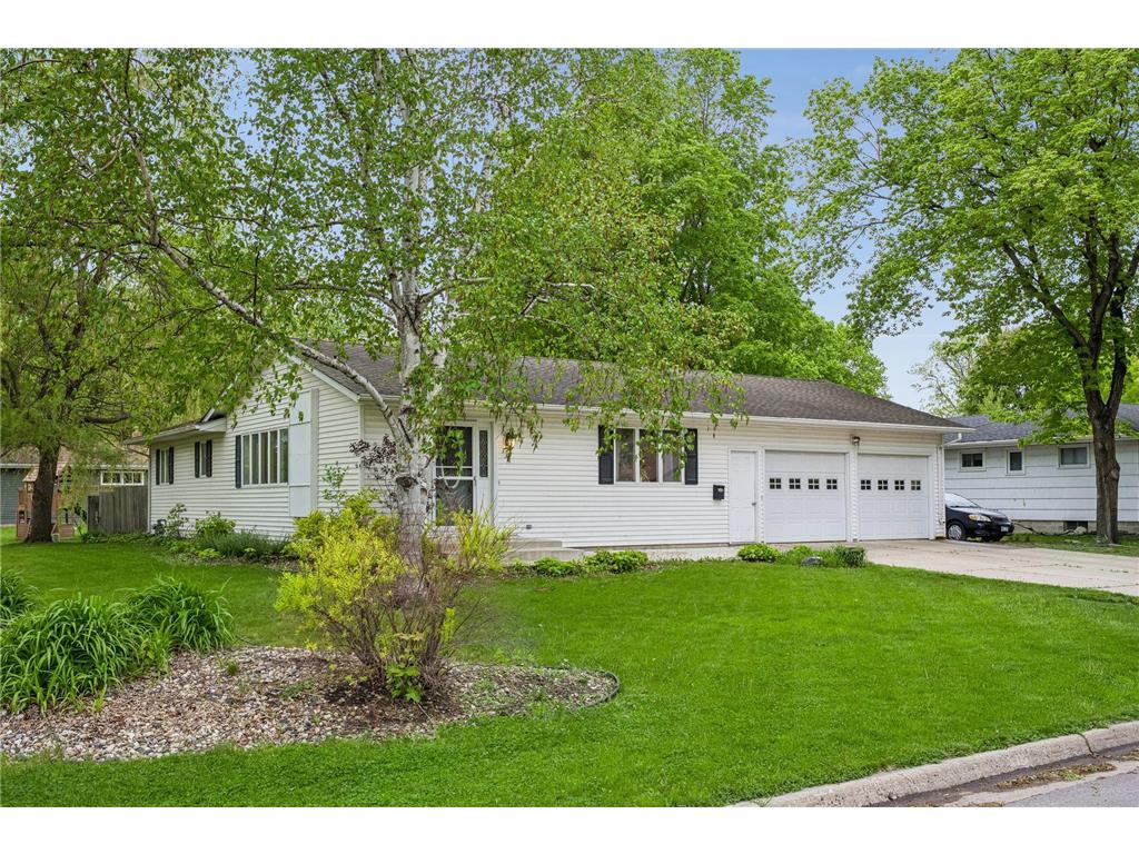 734 Merrill Street SW Hutchinson MN 55350 7088919 image1