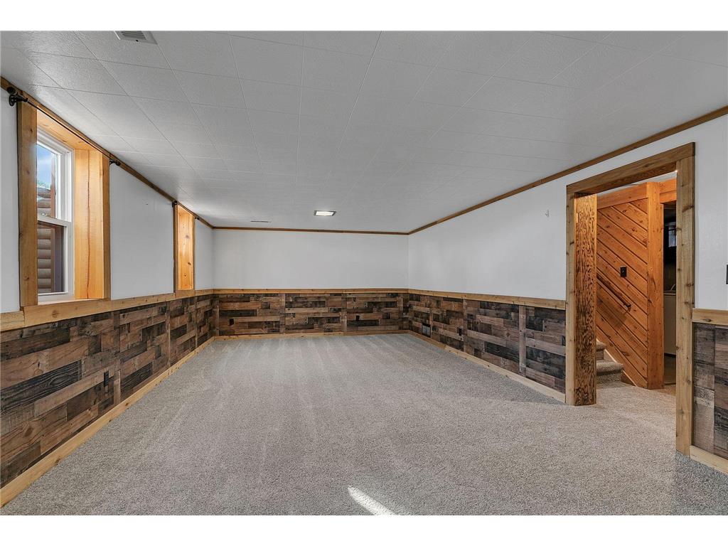 7344 26th Street NE Willmar MN 56201 - Point 6816421 image16