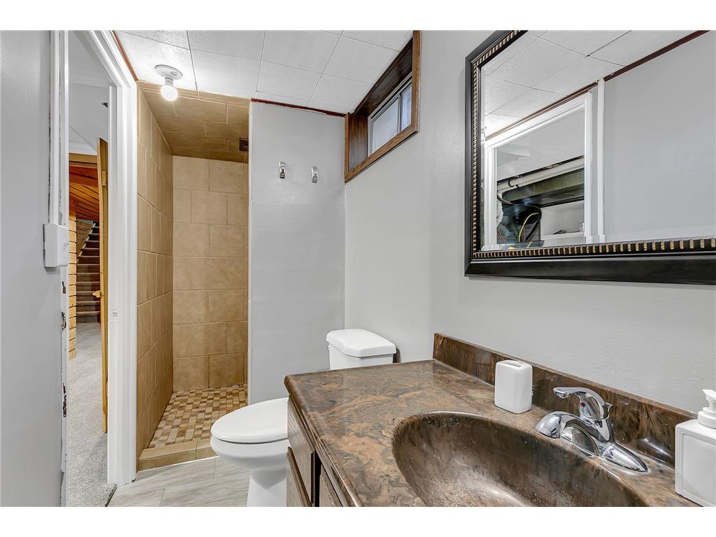 7344 26th Street NE Willmar MN 56201 - Point 6816421 image19