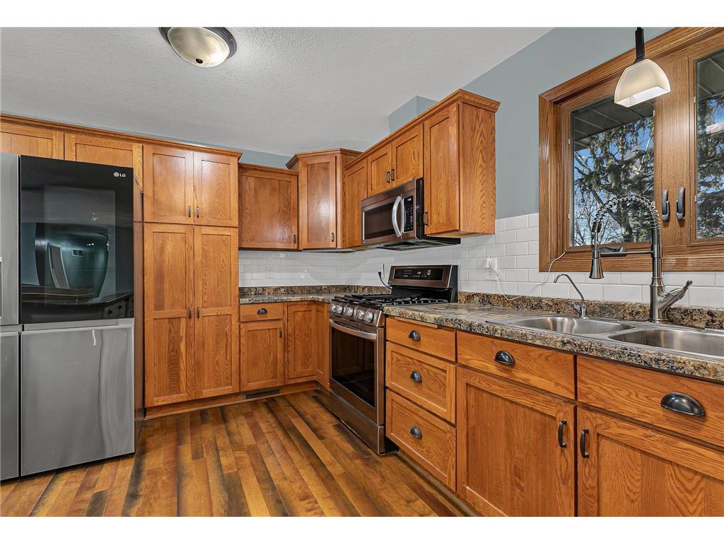 7344 26th Street NE Willmar MN 56201 - Point 6816421 image6