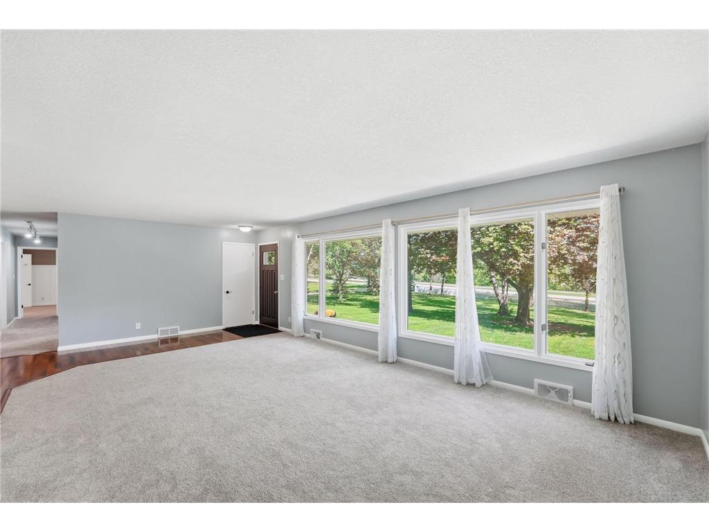7344 26th Street NE Willmar MN 56201 - Point 7079535 image11