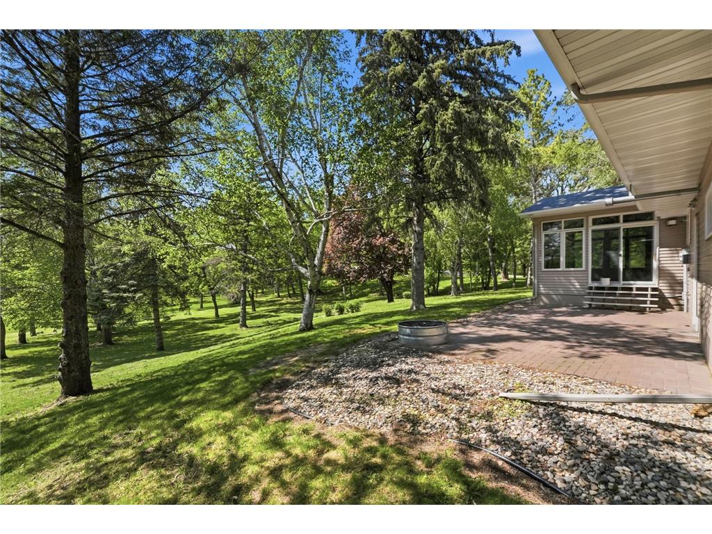 7344 26th Street NE Willmar MN 56201 - Point 7079535 image7