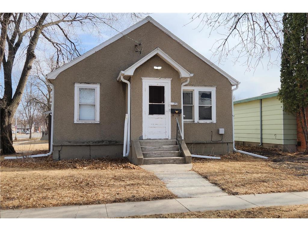 735 14th Street N Fargo ND 58102 6824700 image1