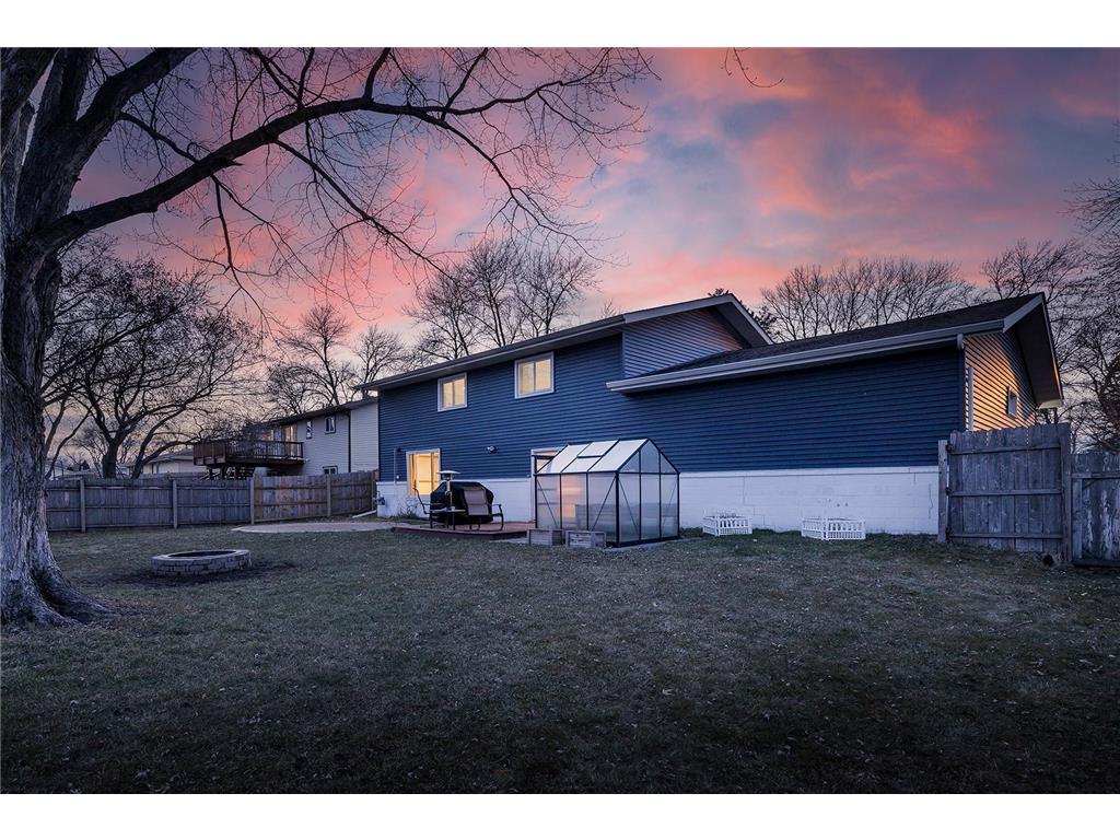 735 Dale Street SW Hutchinson MN 55350 6483098 image1