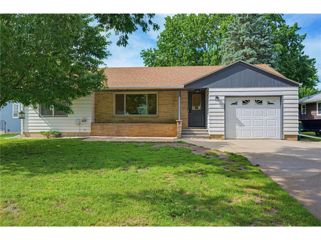 735 E 4th Street Litchfield MN 55355 7094468 image18