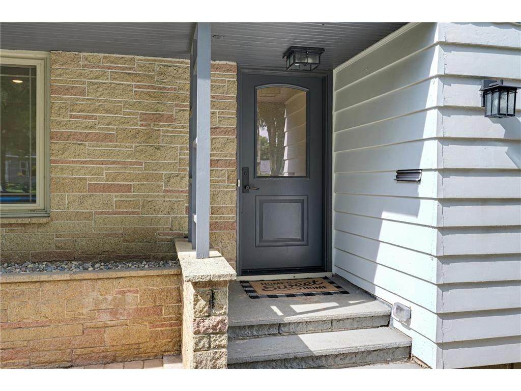 735 E 4th Street Litchfield MN 55355 7094468 image2