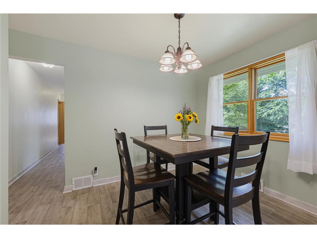 735 E 4th Street Litchfield MN 55355 7094468 image6
