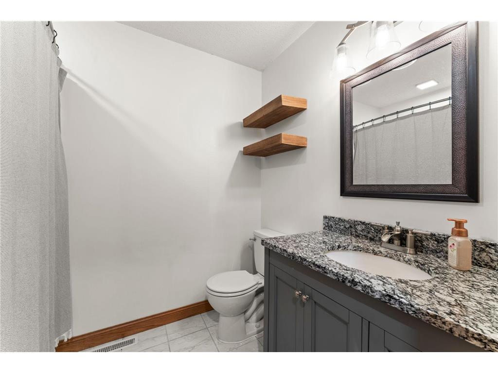 735 Marigold Drive Cambridge MN 55008 7085292 image22