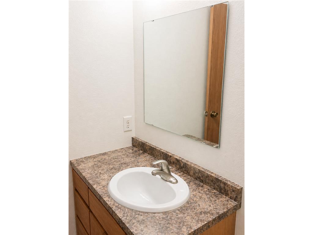 735 W 10th Street #206 Rush City MN 55069 7061104 image8