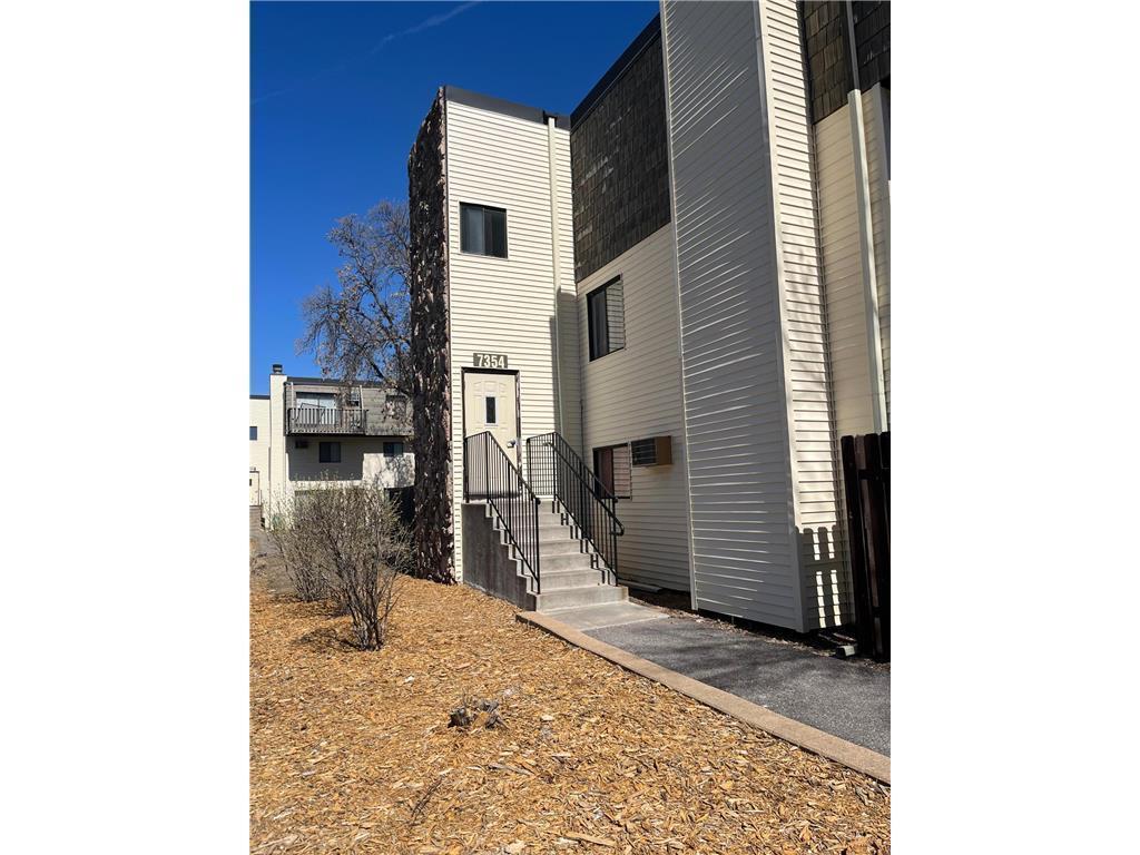 7354 72nd Lane N #324 Brooklyn Park MN 55428 6819361 image1