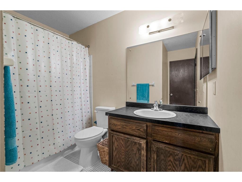 7357 Landau Drive Bloomington MN 55438 7074758 image16