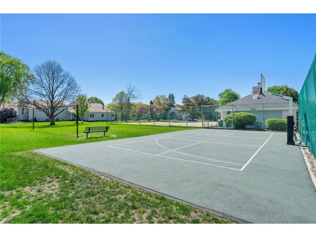 7357 Landau Drive Bloomington MN 55438 7074758 image19
