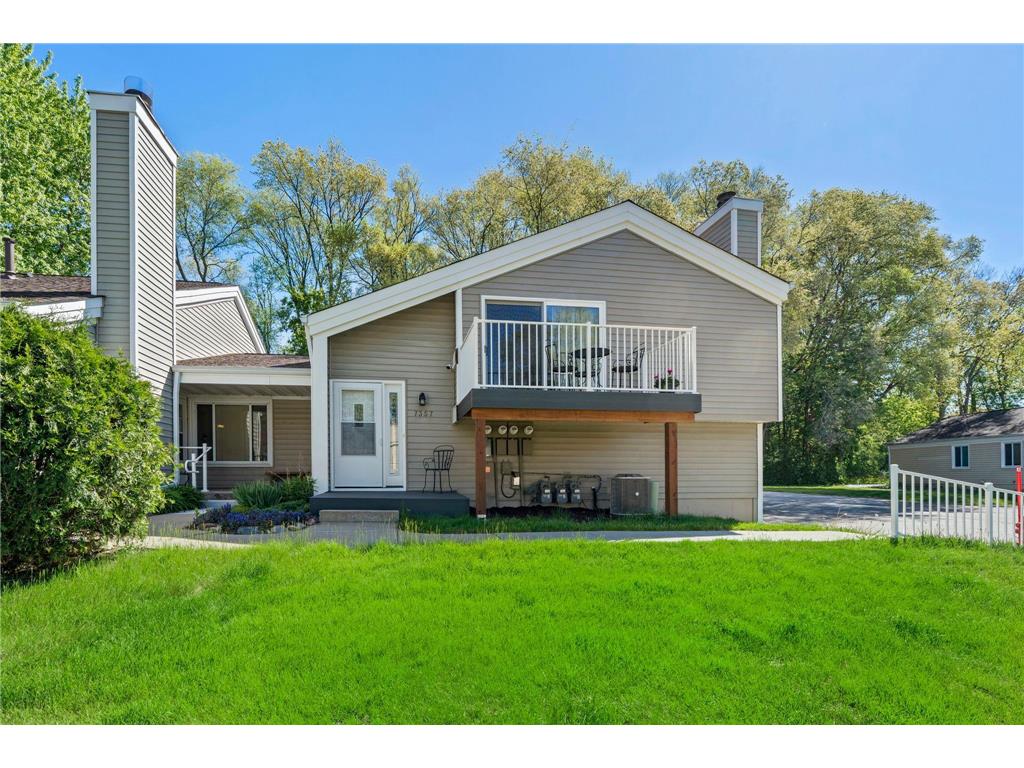 7357 Landau Drive Bloomington MN 55438 7074758 image2