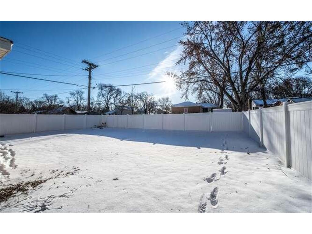 736 3rd Avenue E Shakopee MN 55379 7005449 image6