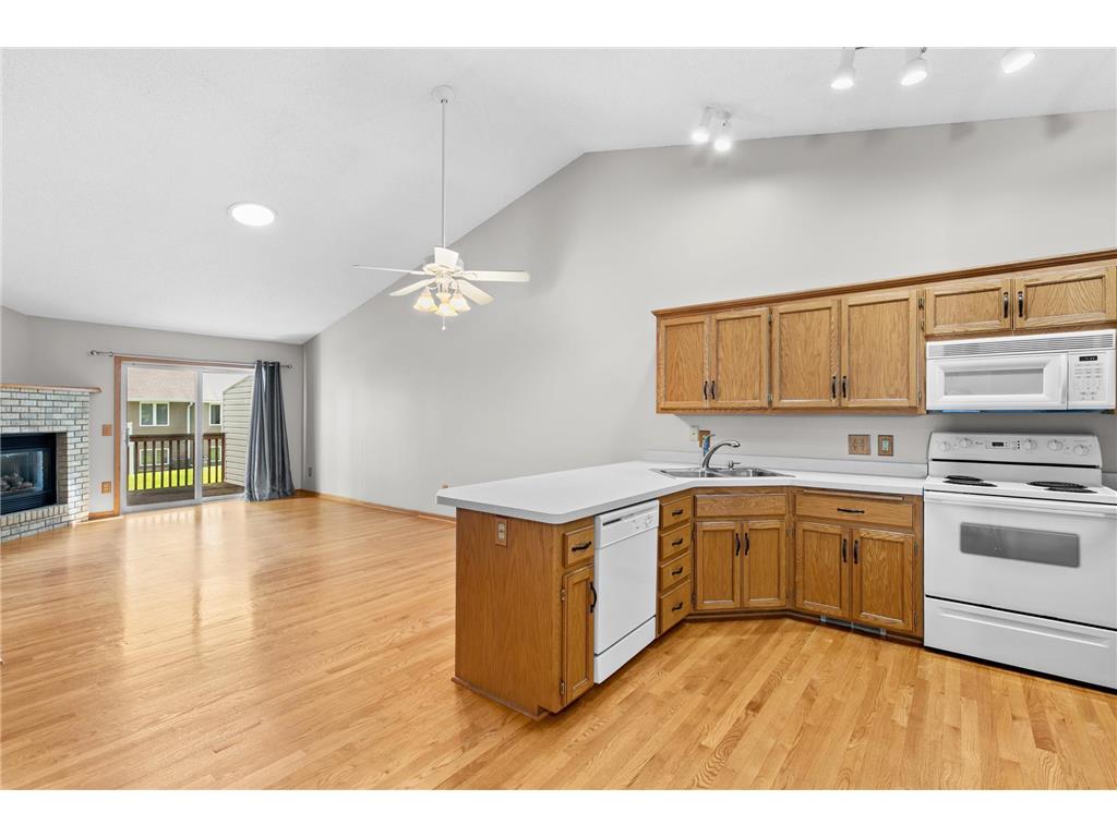 736 86th Lane NW Coon Rapids MN 55433 7093663 image2