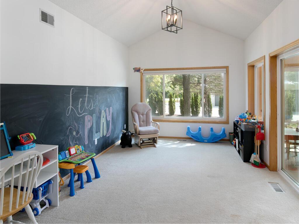 736 Barrington Drive E Shakopee MN 55379 6779956 image14