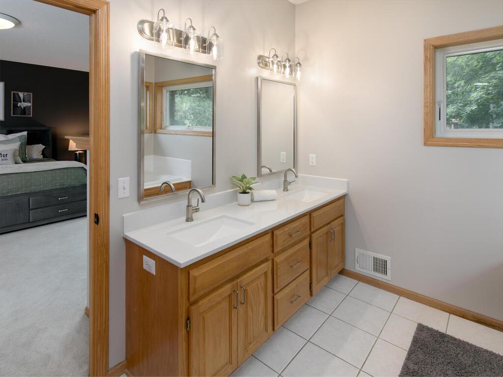 736 Barrington Drive E Shakopee MN 55379 6779956 image18