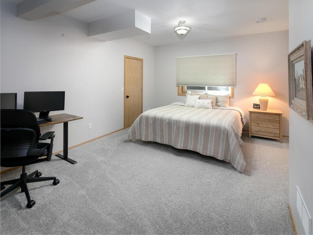 736 Barrington Drive E Shakopee MN 55379 6779956 image36