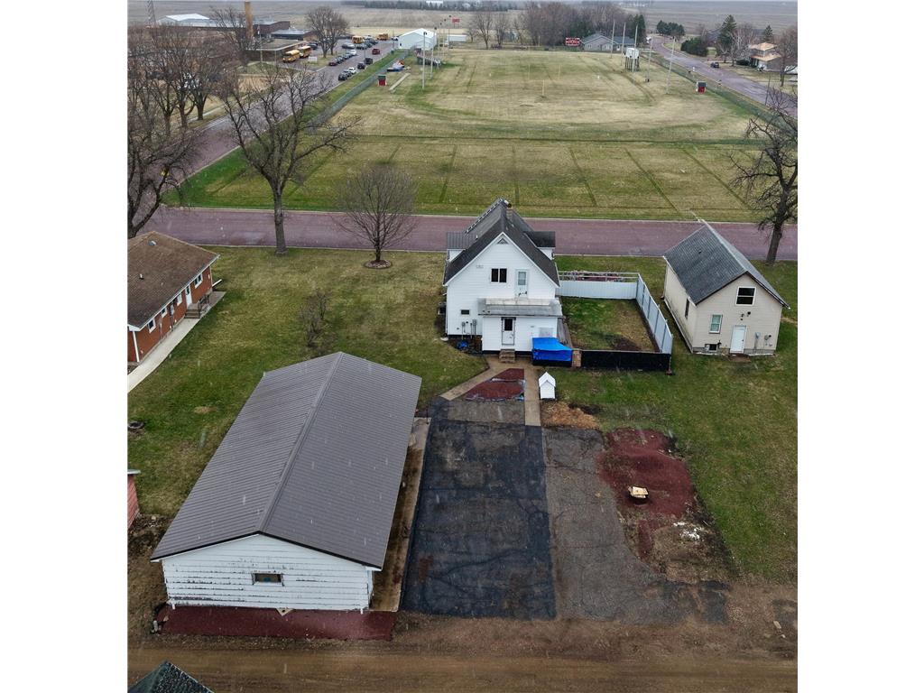 736 Cedar Avenue Westbrook MN 56183 7047409 image4