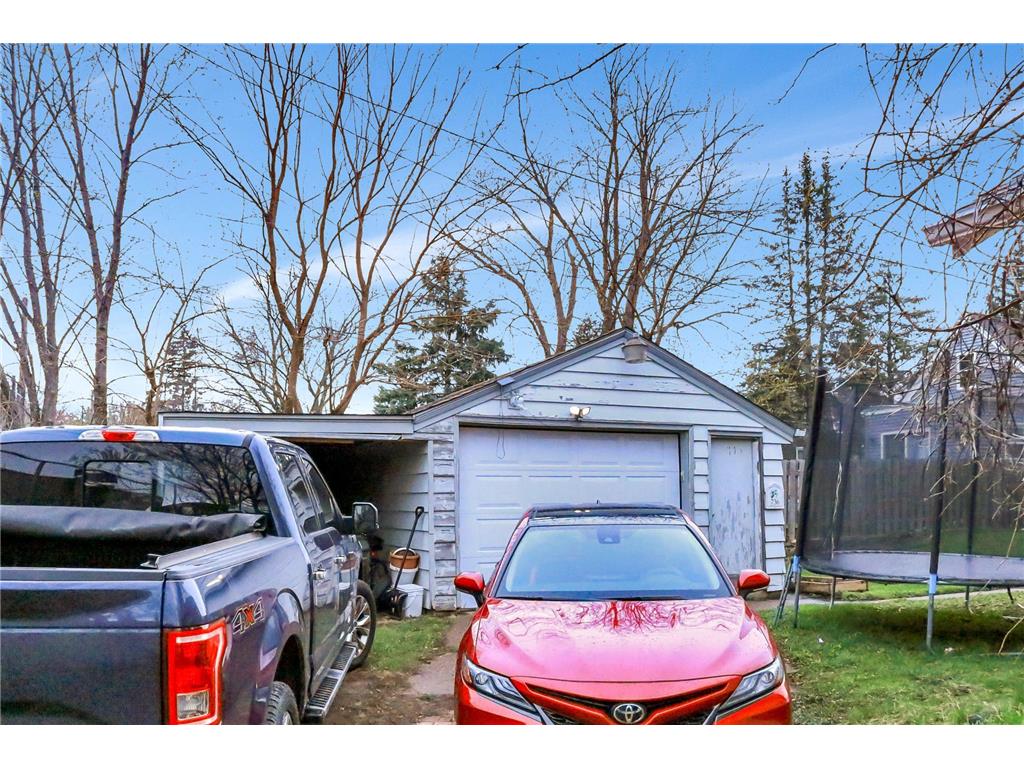 736 Cottage Avenue E Saint Paul MN 55106 7058745 image10