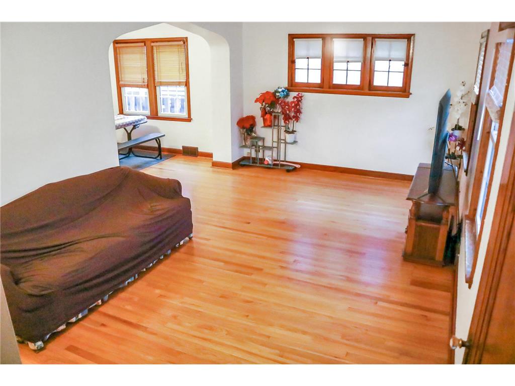 736 Cottage Avenue E Saint Paul MN 55106 7058745 image12