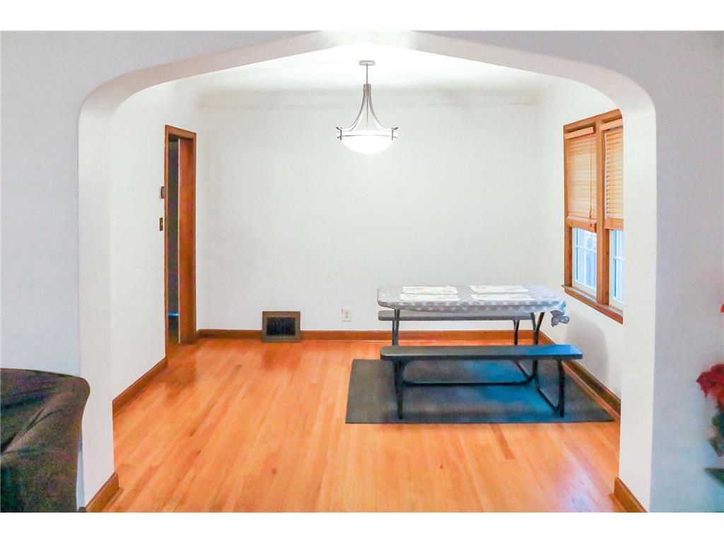 736 Cottage Avenue E Saint Paul MN 55106 7058745 image13