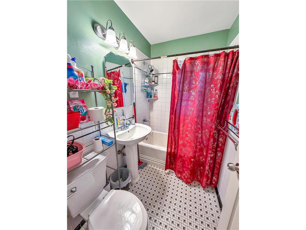 736 Cottage Avenue E Saint Paul MN 55106 7058745 image24