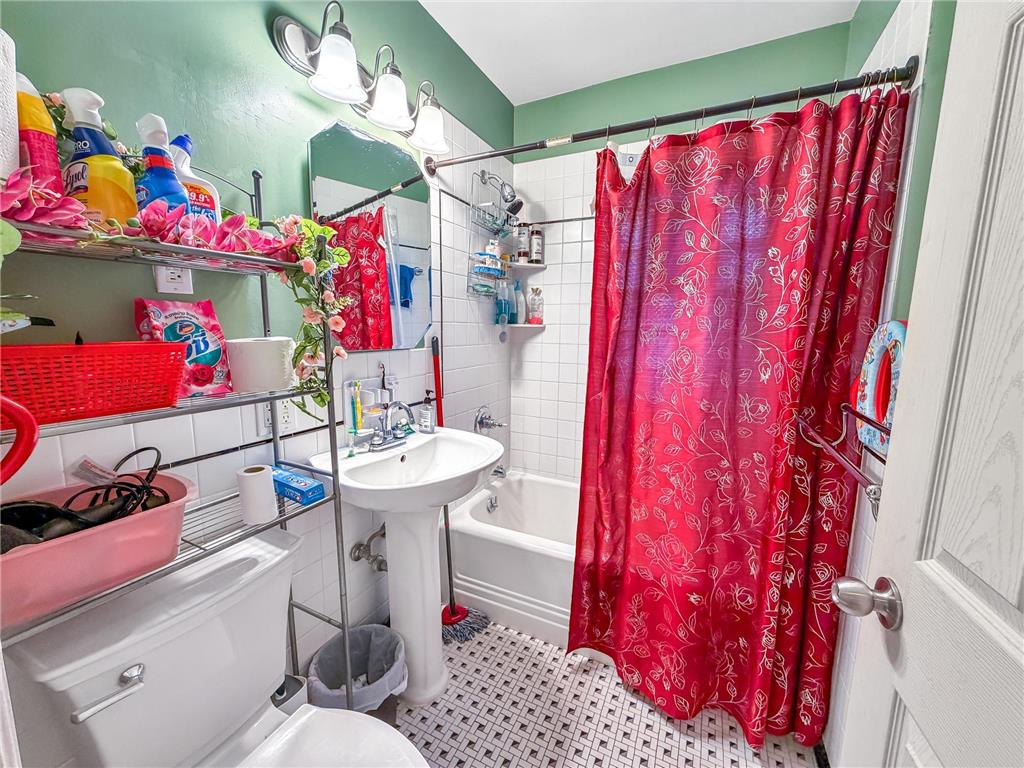736 Cottage Avenue E Saint Paul MN 55106 7058745 image26