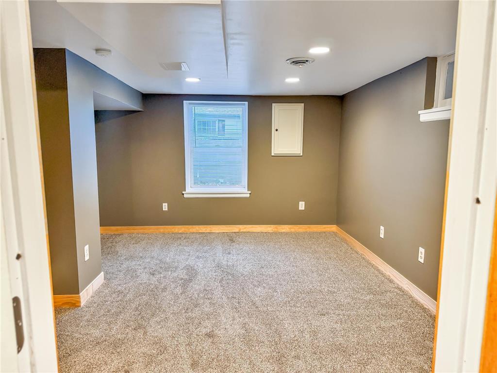 736 Cottage Avenue E Saint Paul MN 55106 7058745 image31
