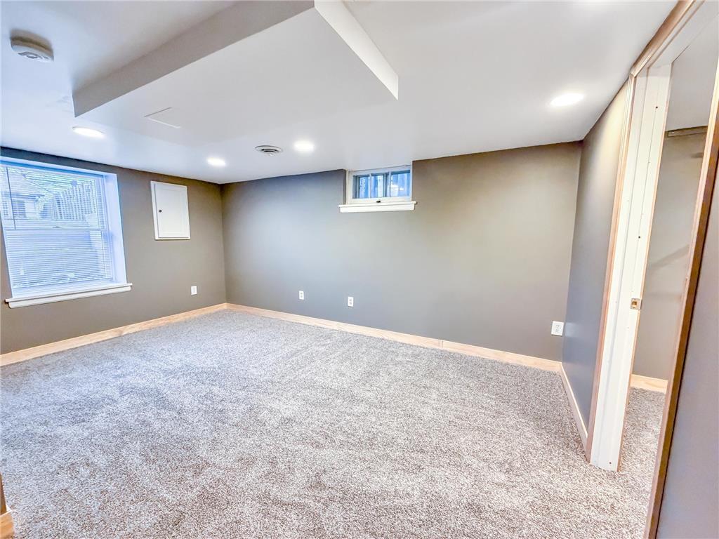 736 Cottage Avenue E Saint Paul MN 55106 7058745 image37