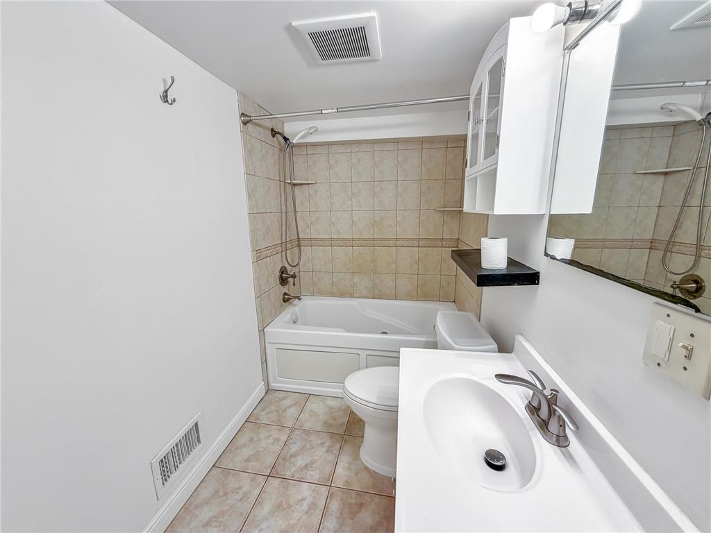 736 Cottage Avenue E Saint Paul MN 55106 7058745 image41