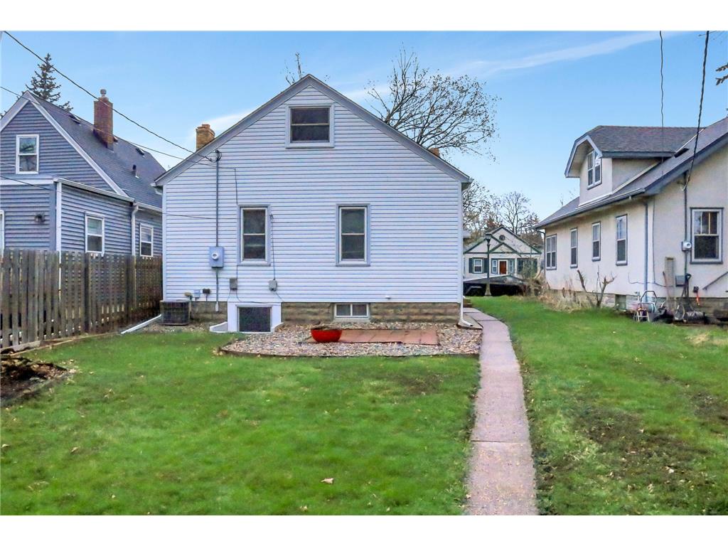 736 Cottage Avenue E Saint Paul MN 55106 7058745 image7