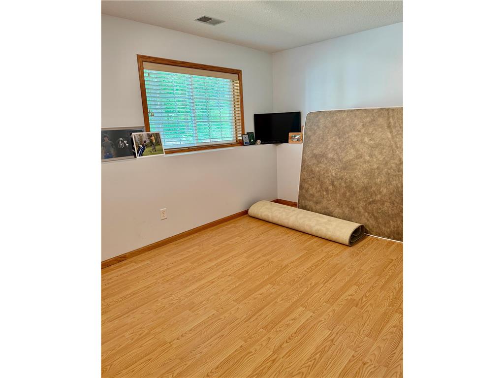 736 E Nicollet Boulevard Burnsville MN 55337 7060101 image15