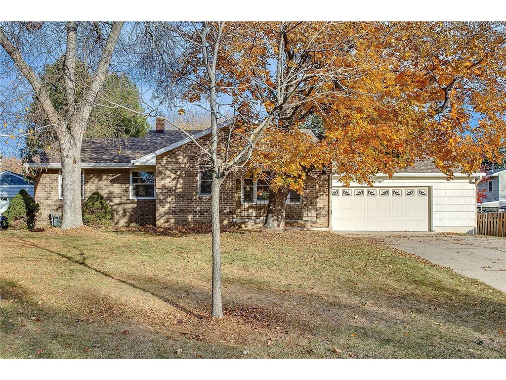 736 Mary Street N, Maplewood, MN, 55119 MLS 6266026 Edina Realty