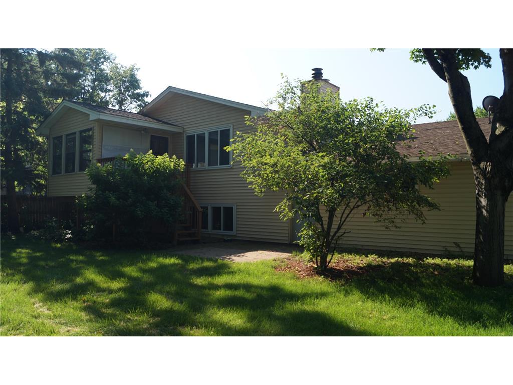 736 Woodbine Lane Brooklyn Center MN 55430 6760519 image1