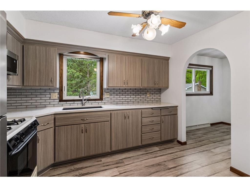 7360 Pinetree Lane NE Fridley MN 55432 7059699 image16