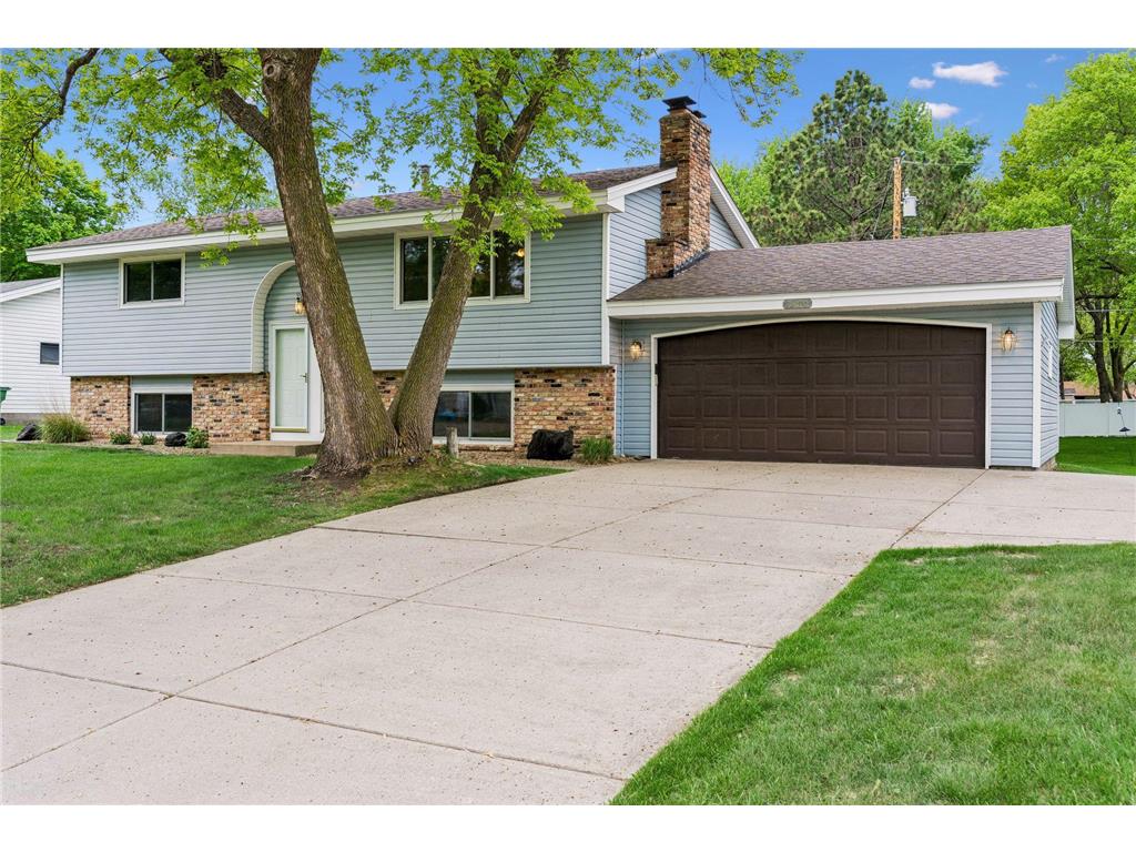 7360 Pinetree Lane NE Fridley MN 55432 7059699 image2