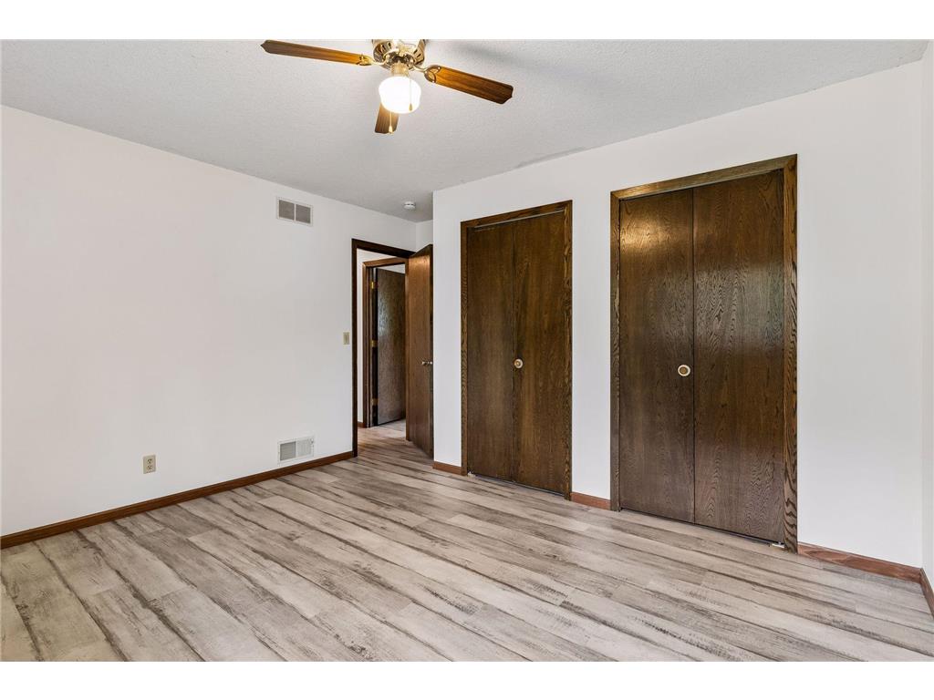 7360 Pinetree Lane NE Fridley MN 55432 7059699 image22