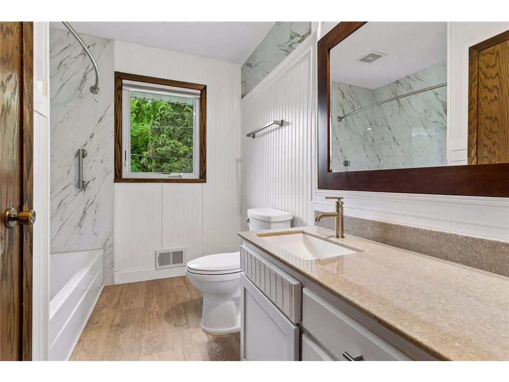 7360 Pinetree Lane NE Fridley MN 55432 7059699 image23