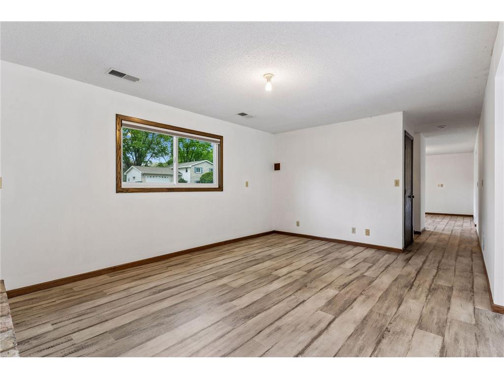 7360 Pinetree Lane NE Fridley MN 55432 7059699 image27