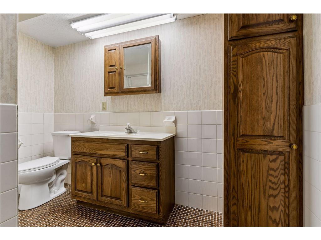 7360 Pinetree Lane NE Fridley MN 55432 7059699 image37